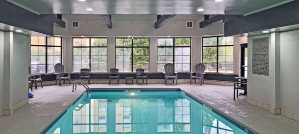 Indoor pool - Country Inn & Suites by Radisson, Canton, GA (Canton)