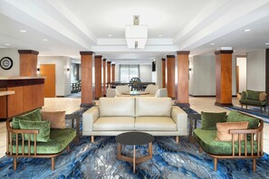 Lobby-Lounge