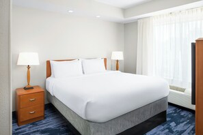 Suite, 1 King Bed with Sofa bed | In-room safe, desk, laptop workspace, blackout drapes