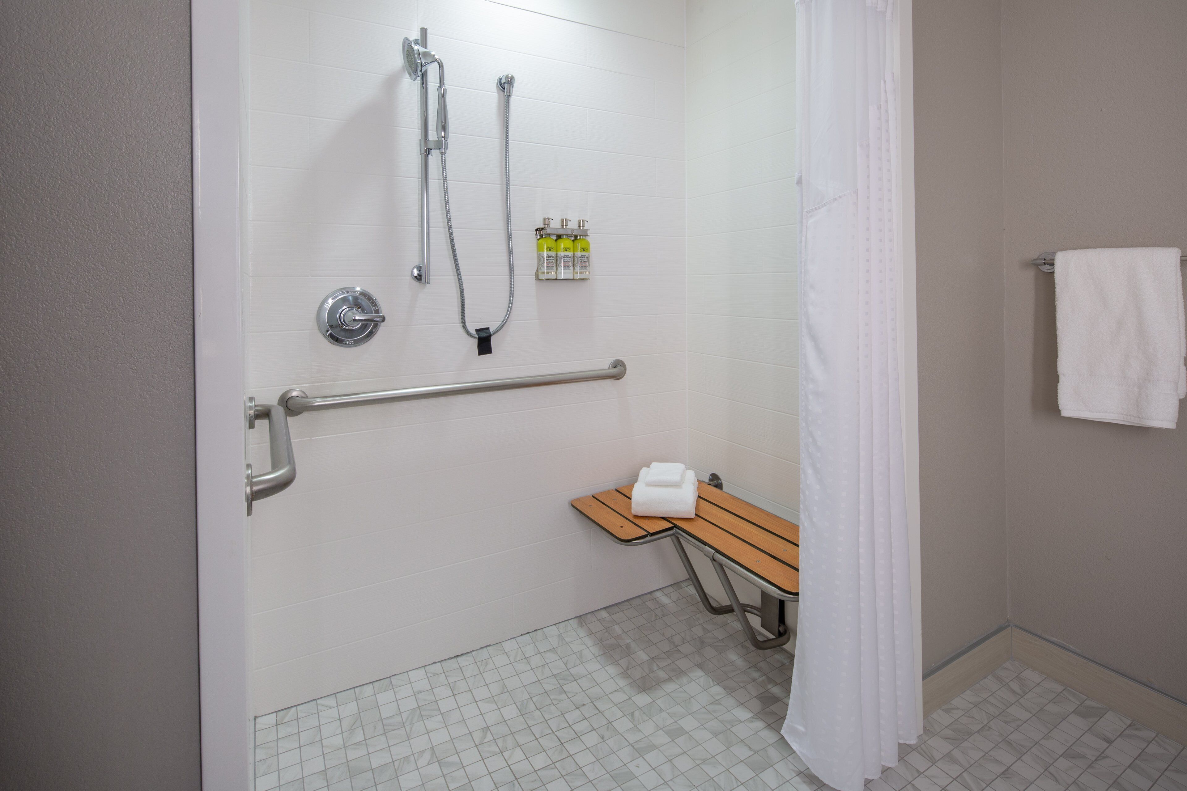 Photo - Holiday Inn Express Surprise by IHG