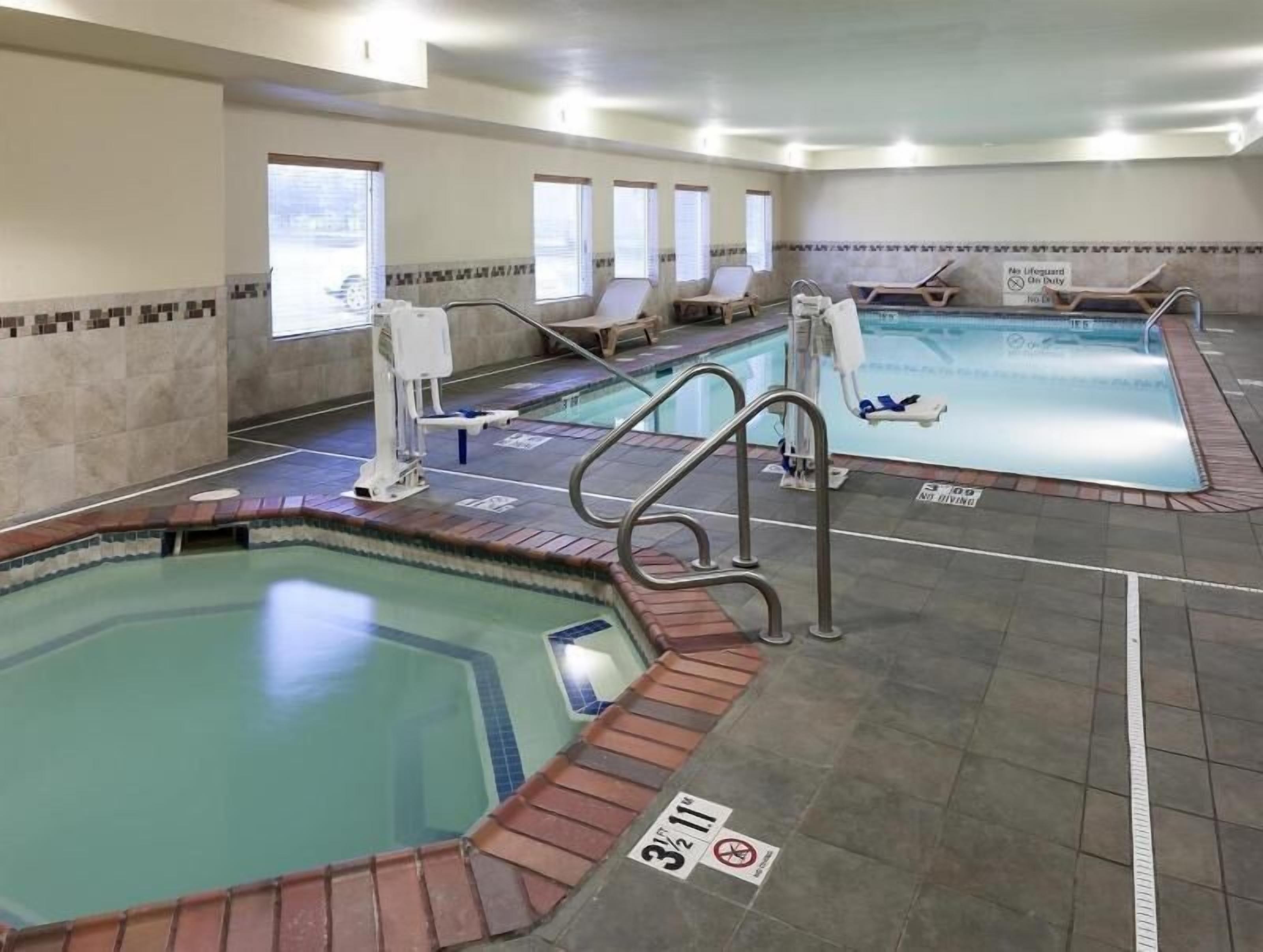 Pool | Indoor pool