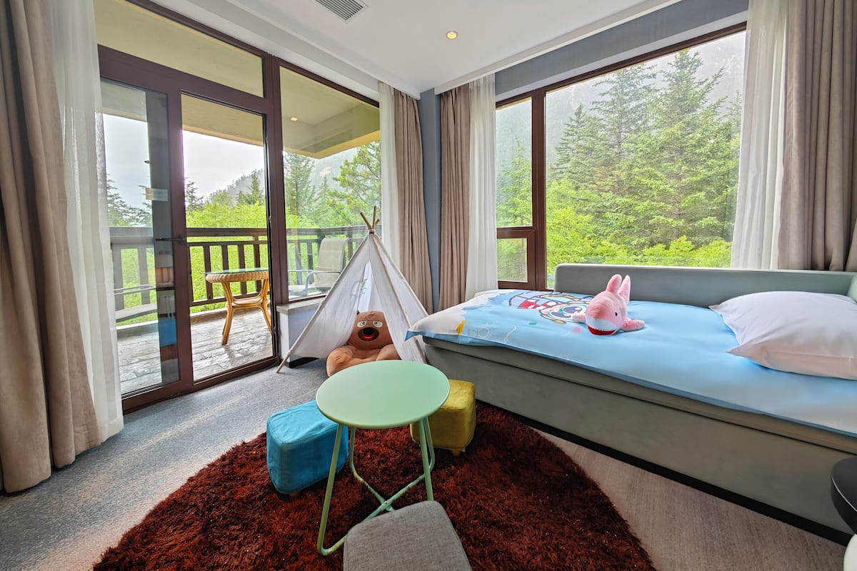 Rom, 1 kingsize-seng, balkong (Balcony, Kids Theme) | Sengetøy av topp kvalitet, dundyner, minibar og safe på rommet