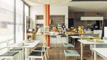 Daily buffet breakfast (EUR 18 per person)