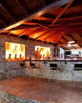 2 bars/lounges, poolside bar