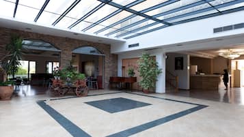 2 bars, bar en bord de piscine