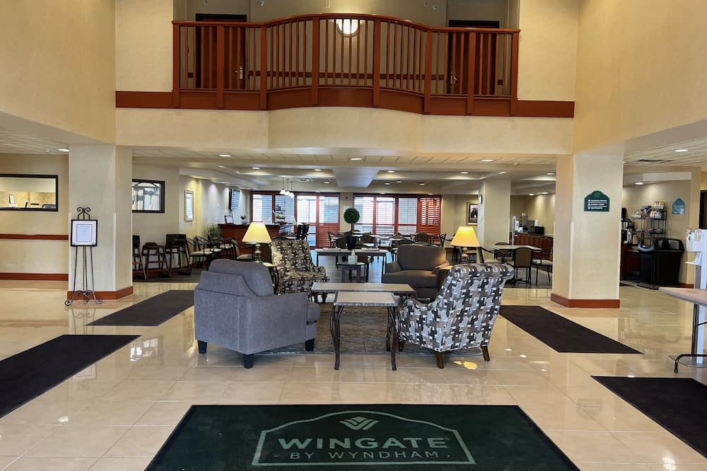 luxury hotels in Peoria