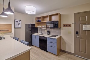 Zimmer, 1 Schlafzimmer | Eigene Küche
