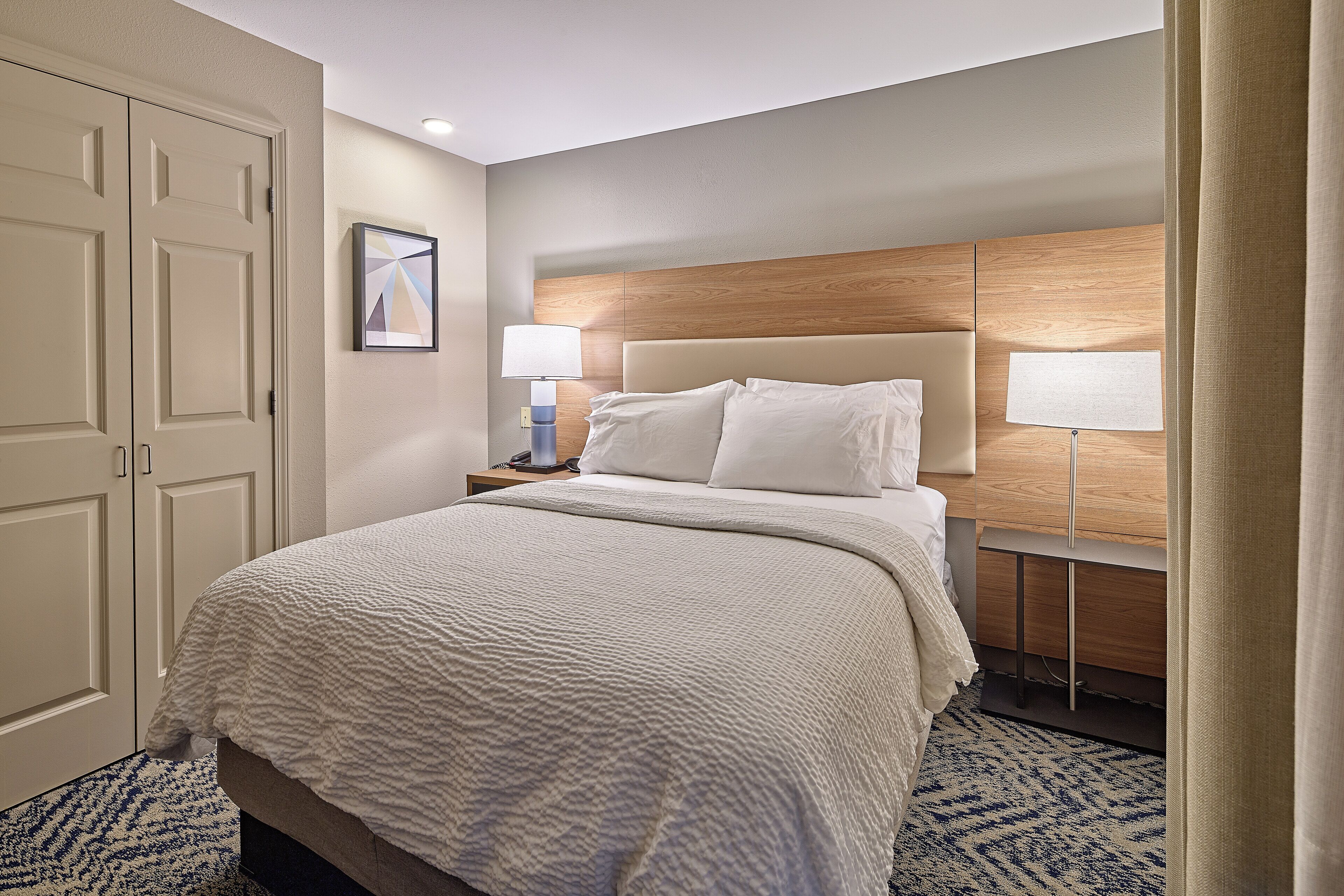 room, 1 bedroom | 1 bedroom, desk, iron/ironing board, free wifi