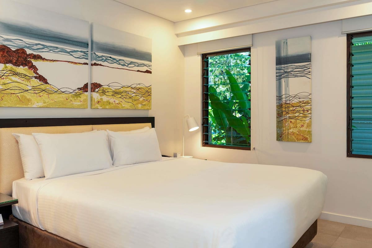 1 Schlafzimmer, hochwertige Bettwaren, Minibar, Zimmersafe