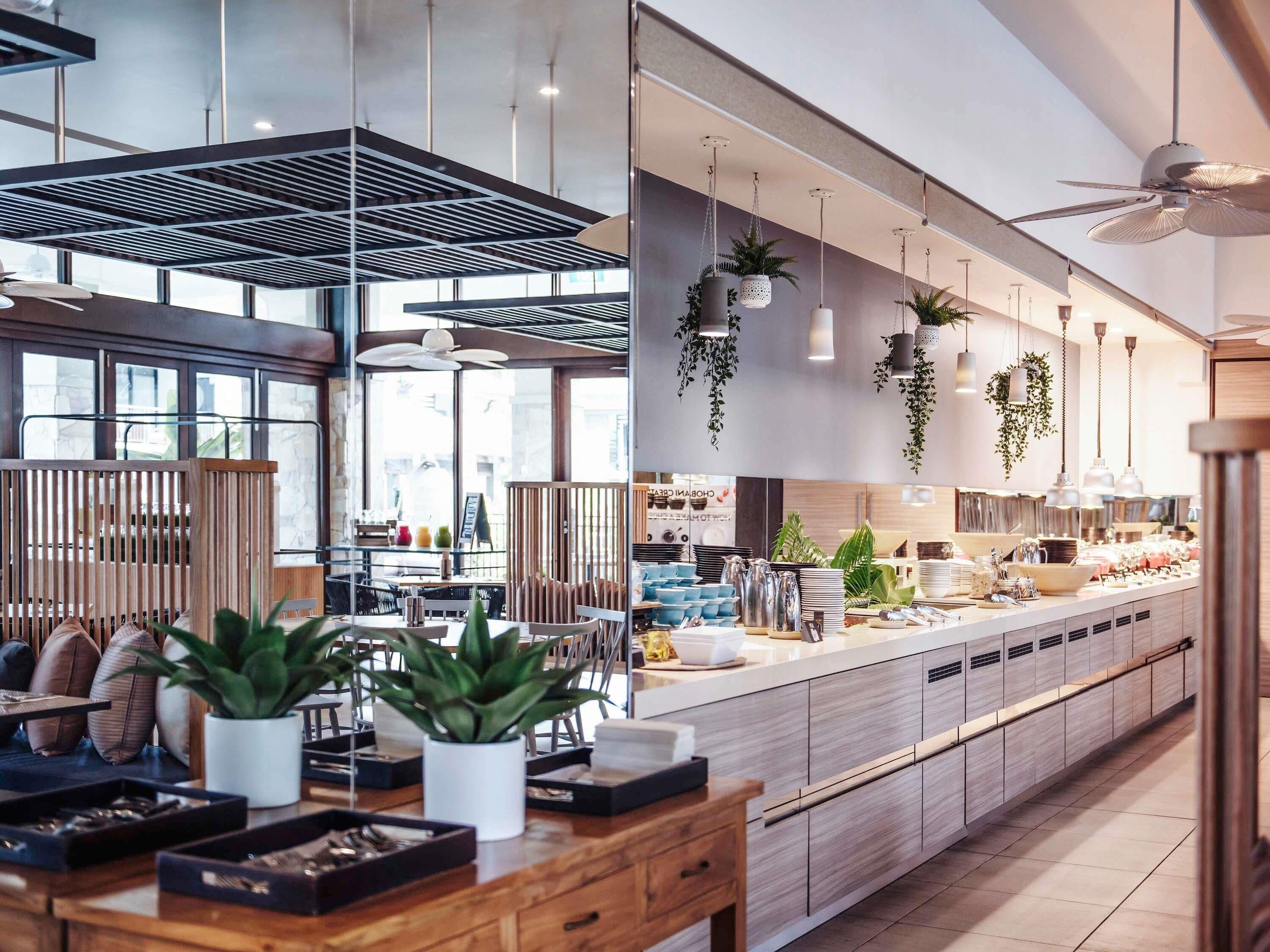 Daily buffet breakfast (AUD 42 per person)