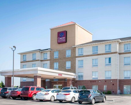 Comfort Suites Southport - Image 6
