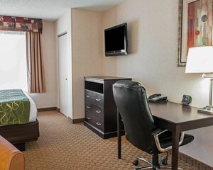 Comfort Suites Southport