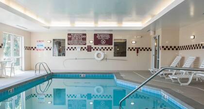 Comfort Suites Southport