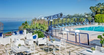 Hotel & Serviced Residence Gocce di Capri Sorrento Coast
