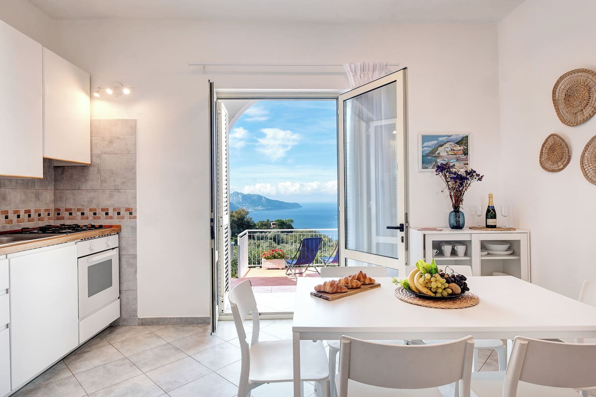 Standard Apartment, 2 Bedrooms, Balcony, Sea View