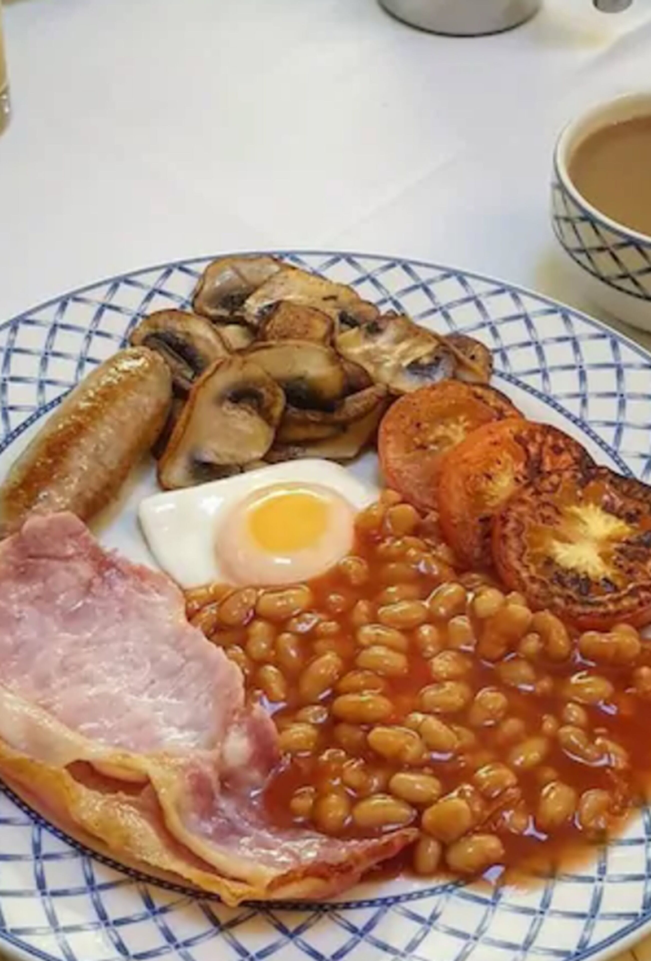 daily full breakfast (gbp 15.00 per person)