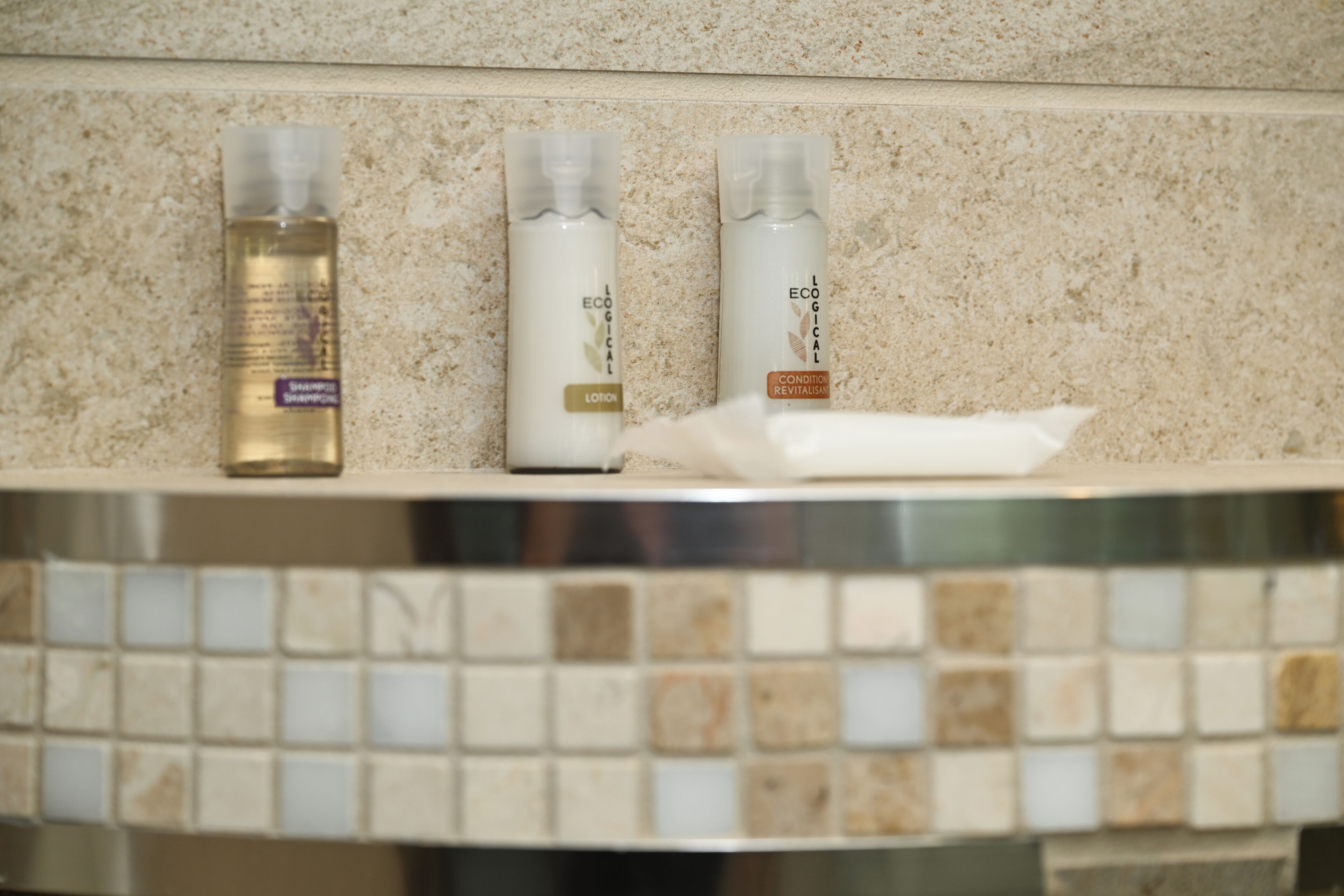 suite, 1 king bed (with jacuzzi) | bathroom | combined shower/bathtub, free toiletries, hair dryer, towels