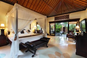 Deluxe Villa, Private Pool | Minibar, in-room safe, individually decorated, individually furnished - FuramaXclusive Resort & Villas, Ubud (Mas)