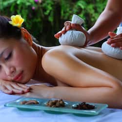 Couples treatment room(s), hot tub, steam room, body treatments
