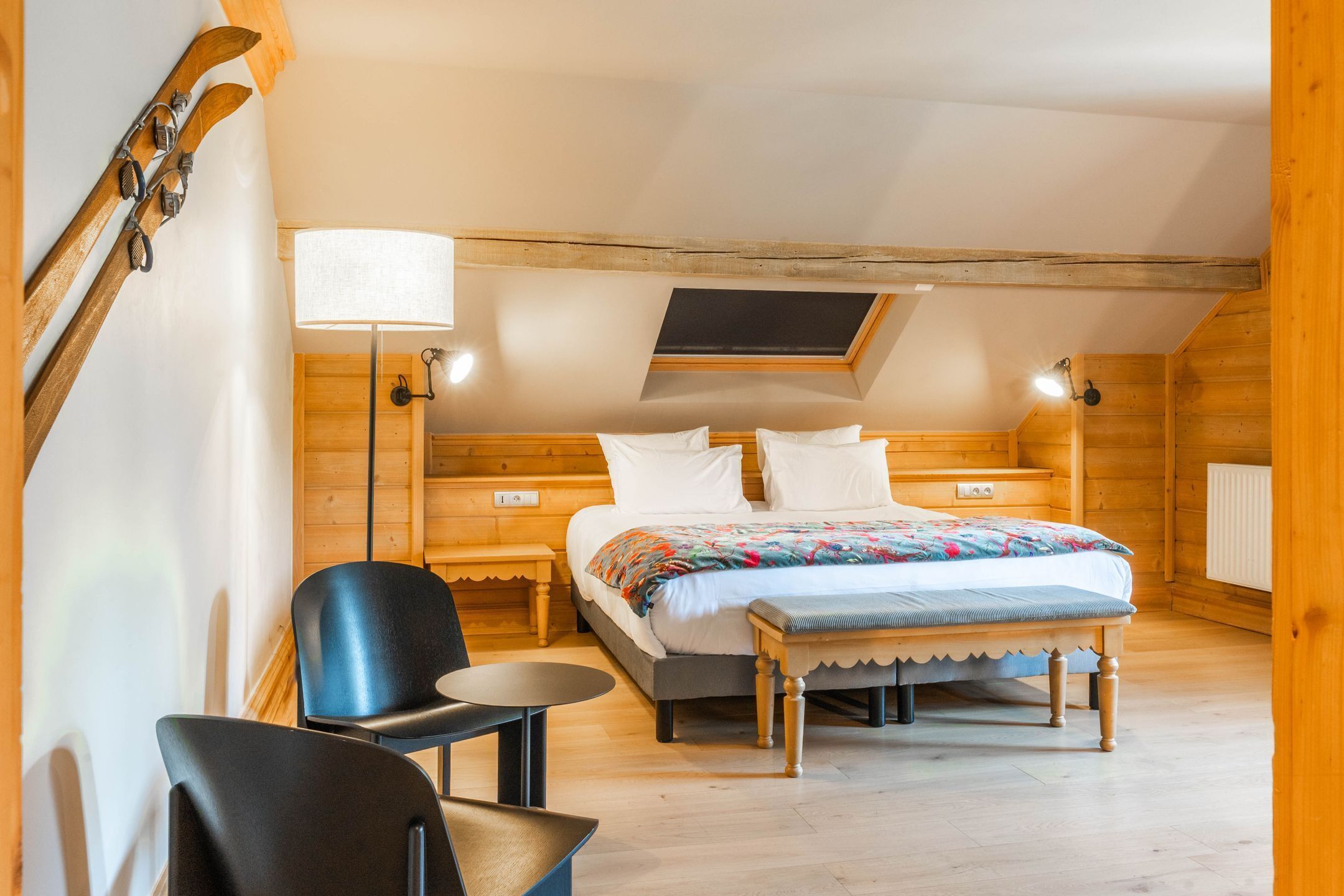 Chambre Junior Suite | มินิบาร์, เปล/เตียงเด็กอ่อน, Wi-Fi ฟรี, ผ้าปูที่นอน