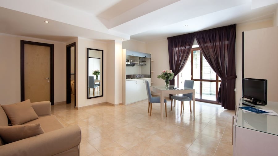 Suites & Residence Hotel Napoli
