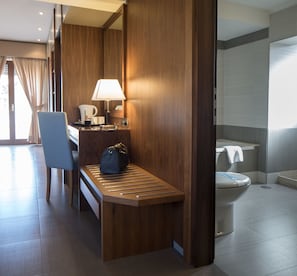 Minibar, in-room safe, desk, laptop workspace