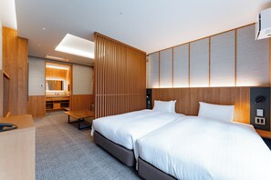 Habitación superior, no fumadores | Ropa de cama de alta calidad y edredones de plumas
