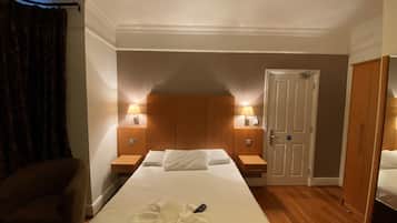 Standard Double Room | Premium bedding, laptop workspace, iron/ironing board, free WiFi