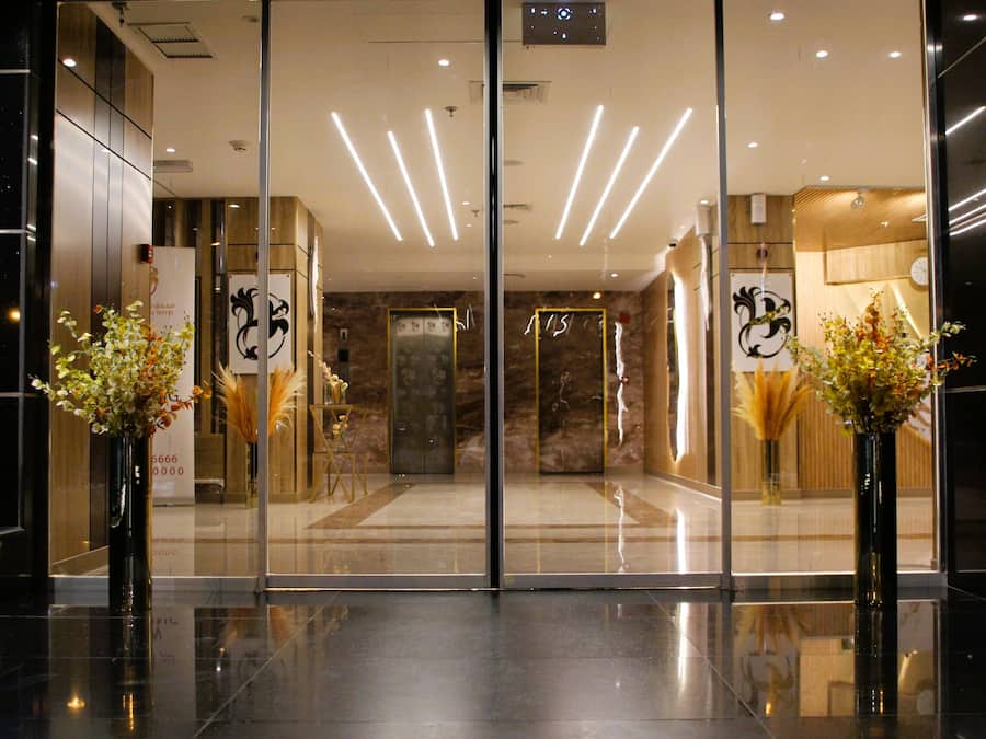 Pintu masuk interior