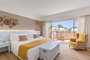 Desk, soundproofing, free WiFi, bed sheets - Barceló Corralejo Bay - Adults only (La Oliva)