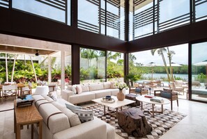 Villa, Multiple Beds (Paraiso) | Living area