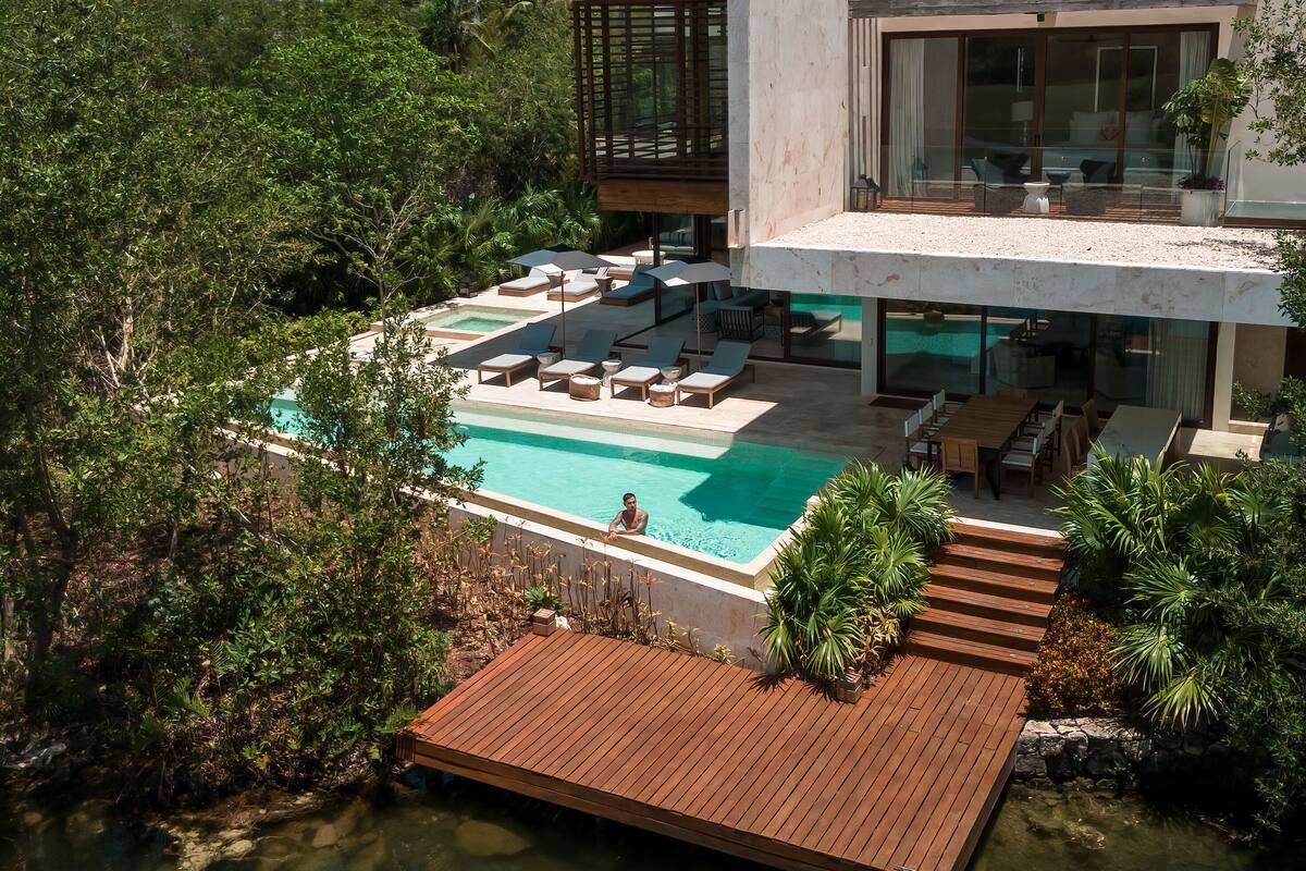 วิลล่า, หลายเตียง (Paraiso) | เครื่องนอนระดับพรีเมียม, มินิบาร์, ตู้นิรภัยในห้องพัก, โต๊ะทำงาน