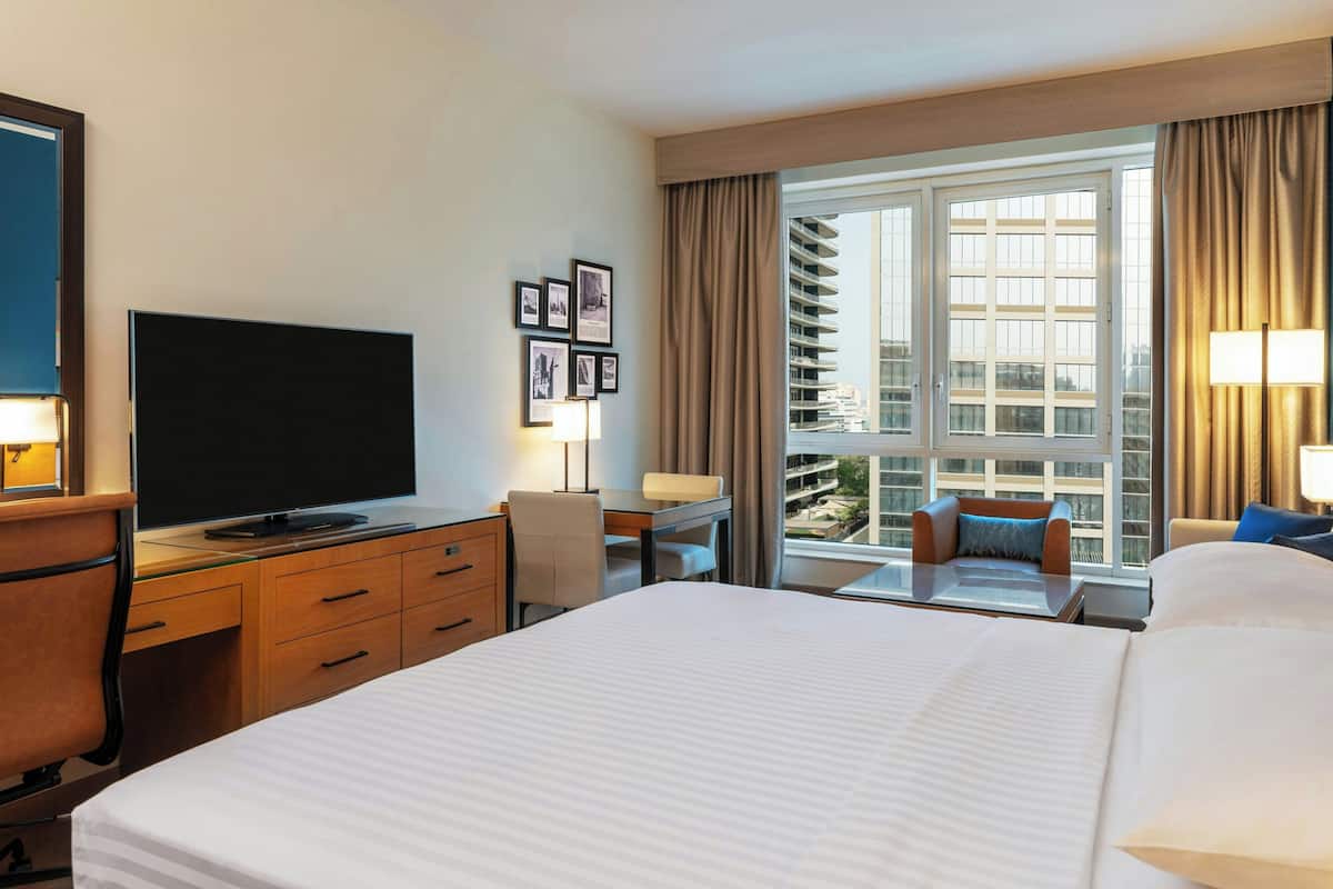 Superior Room, 1 King Bed, Non Smoking | Hypo-allergenic bedding, minibar, in-room safe, desk