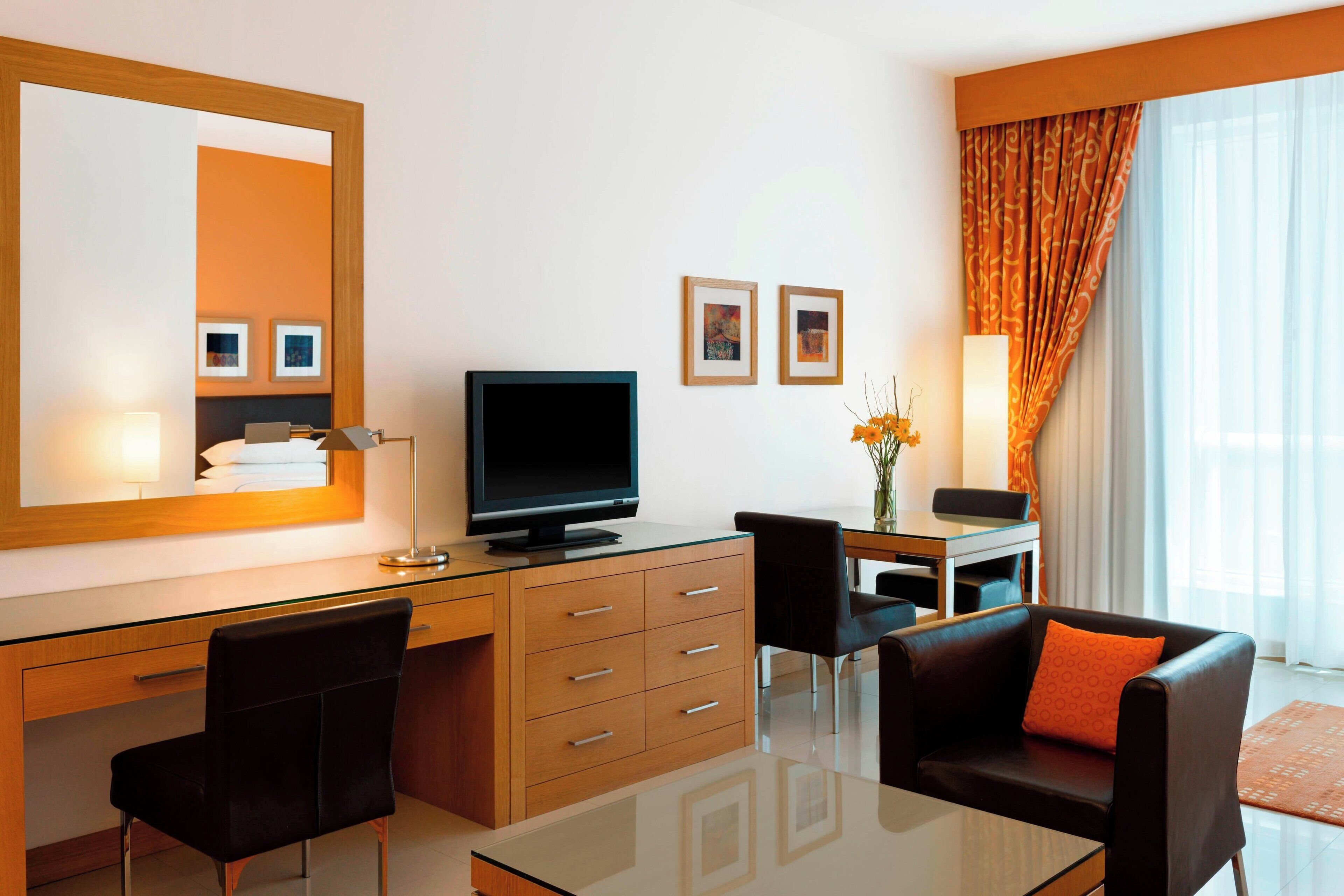 1 bedroom, hypo-allergenic bedding, minibar, in-room safe