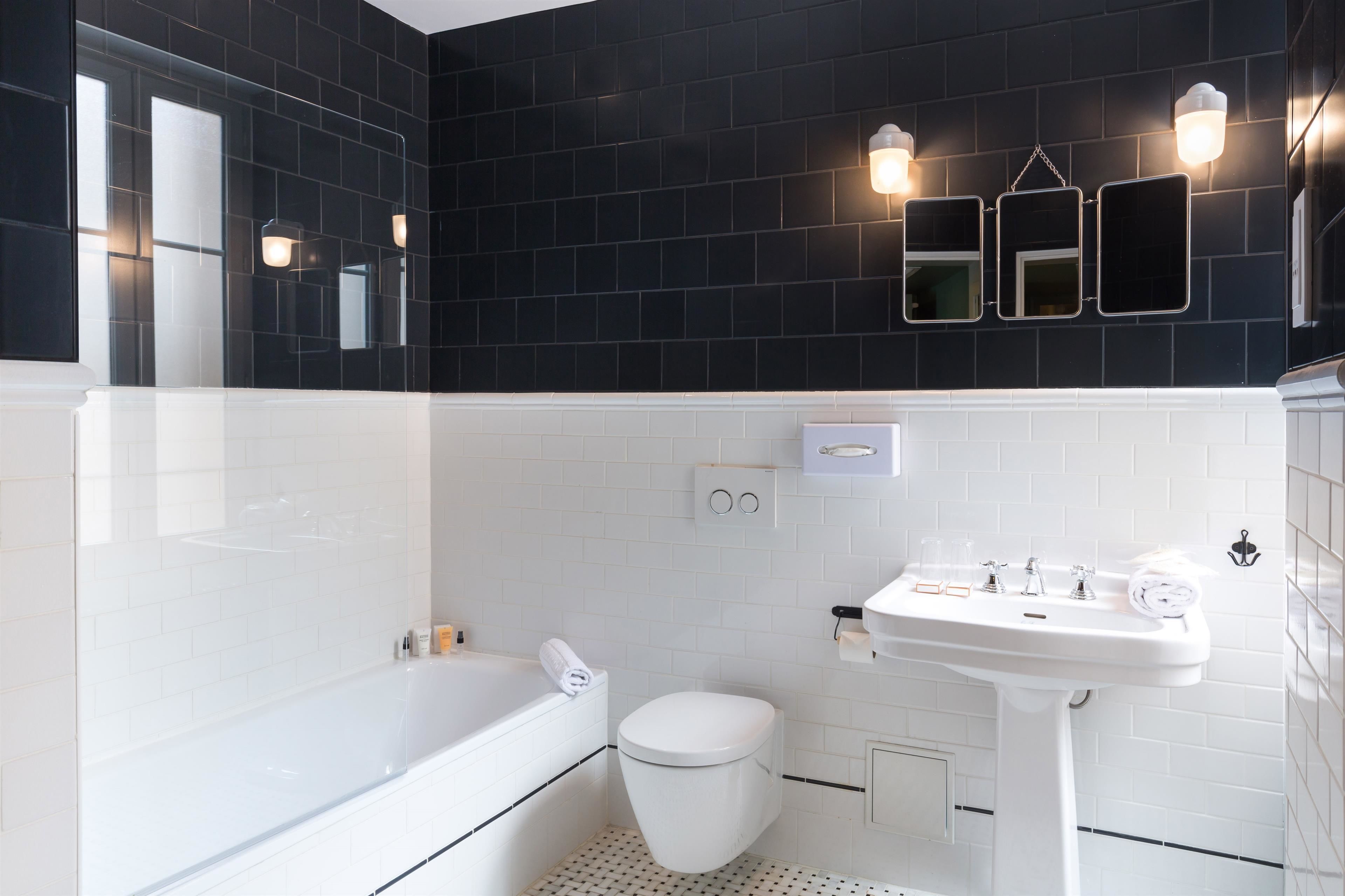 1 bedroom, in-room safe, individually decorated, individually furnished