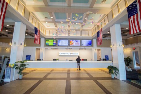 Grand Palms Resort - Image 5
