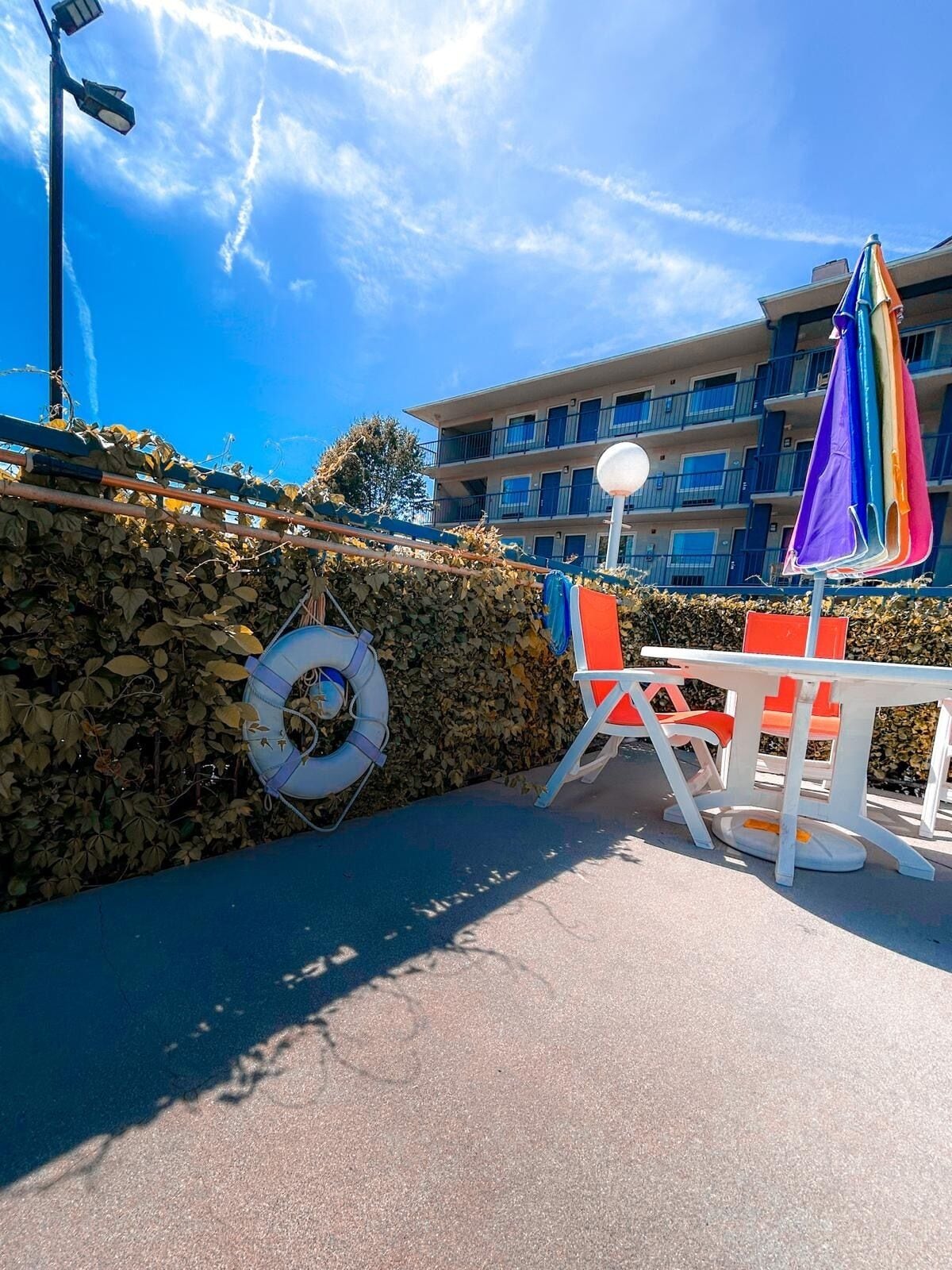 Indoor pool, seasonal outdoor pool, sun loungers