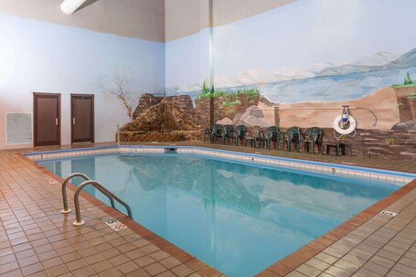 Baymont by Wyndham Pigeon Forge near Island Drive - Image 2