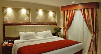 Al Liwan Suites