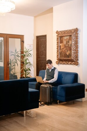 Reception - Hotel Carrera SAC (Lima)