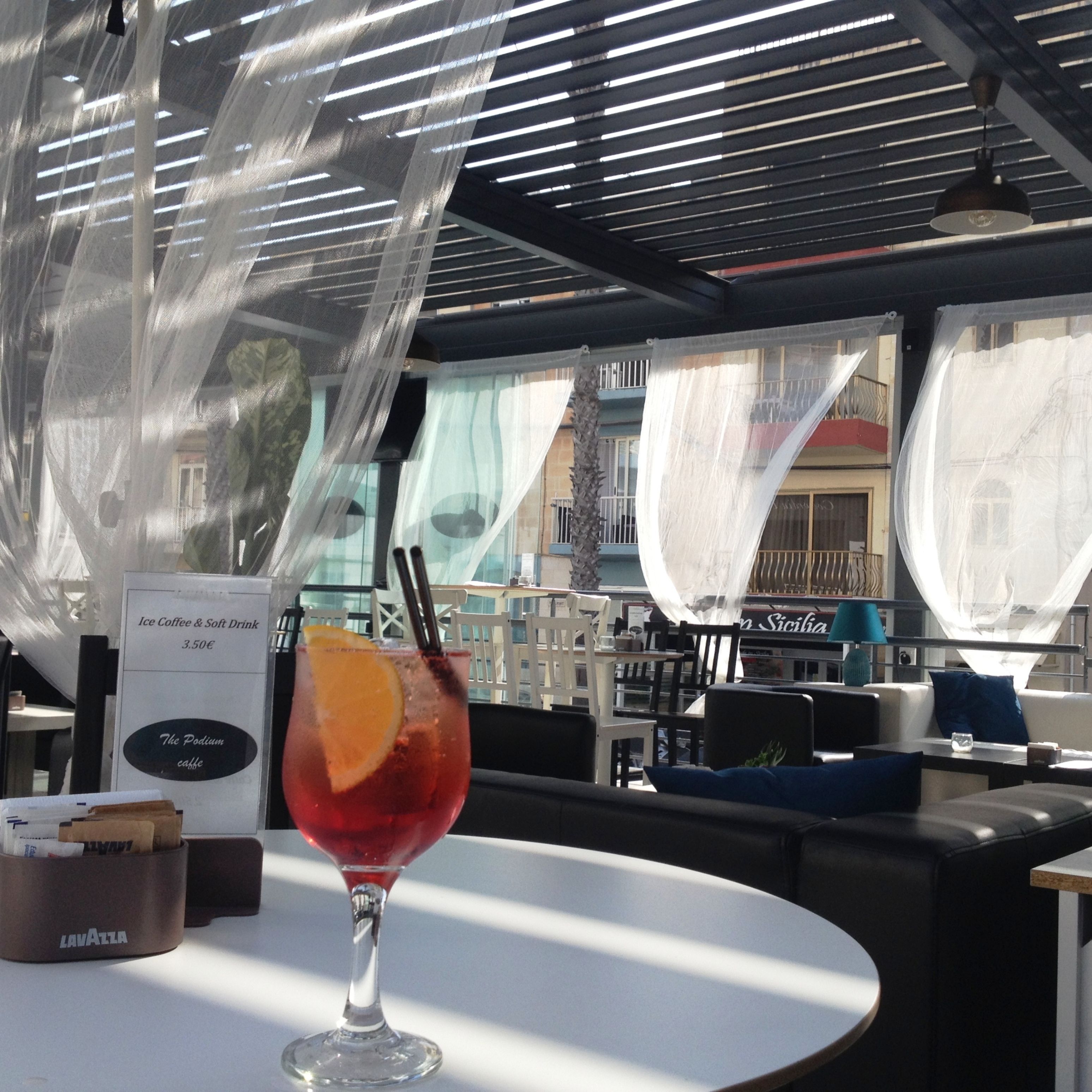 بار (في المنشاة)