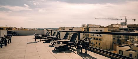 شرفة/رواق