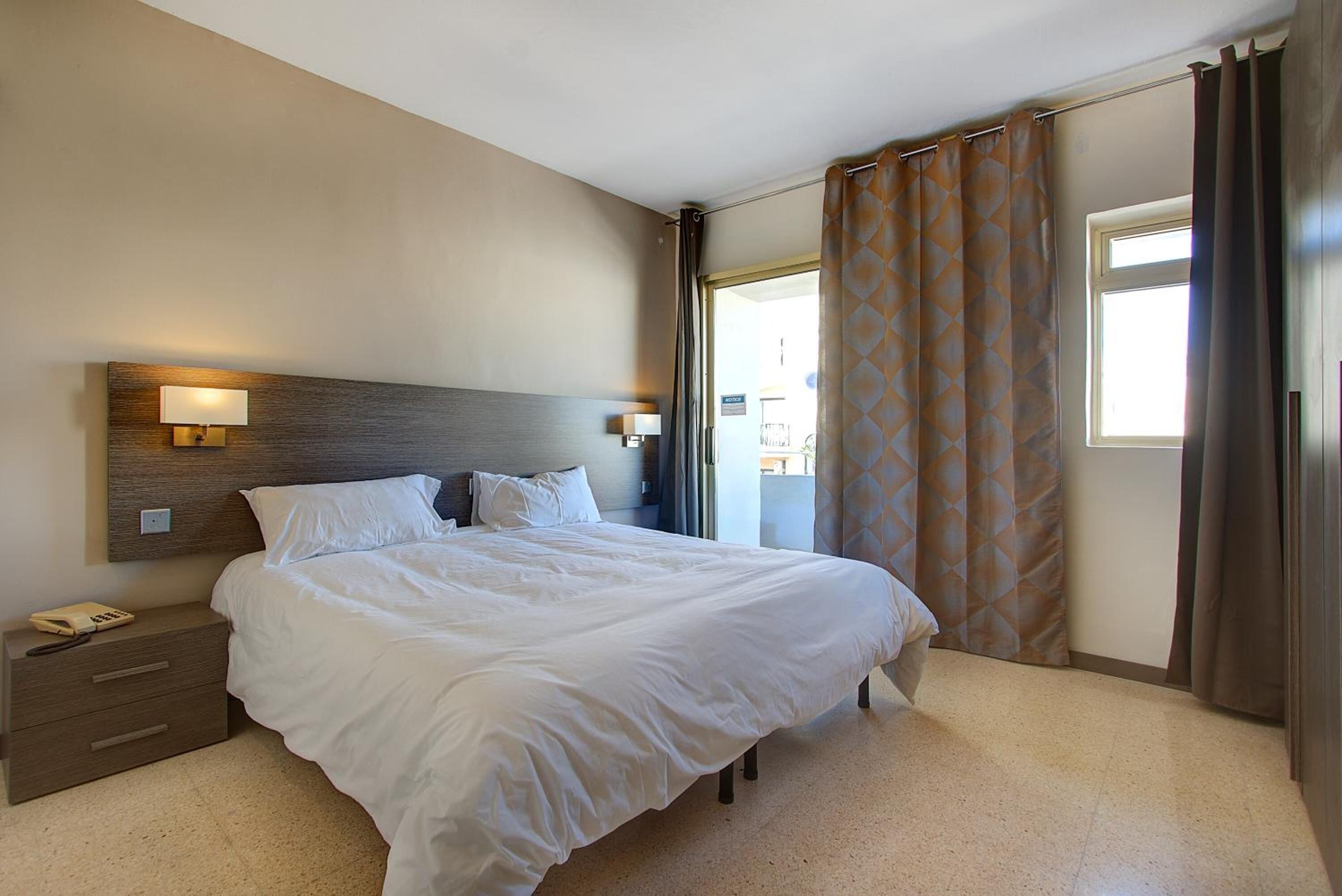 Photo - Primera Hotel