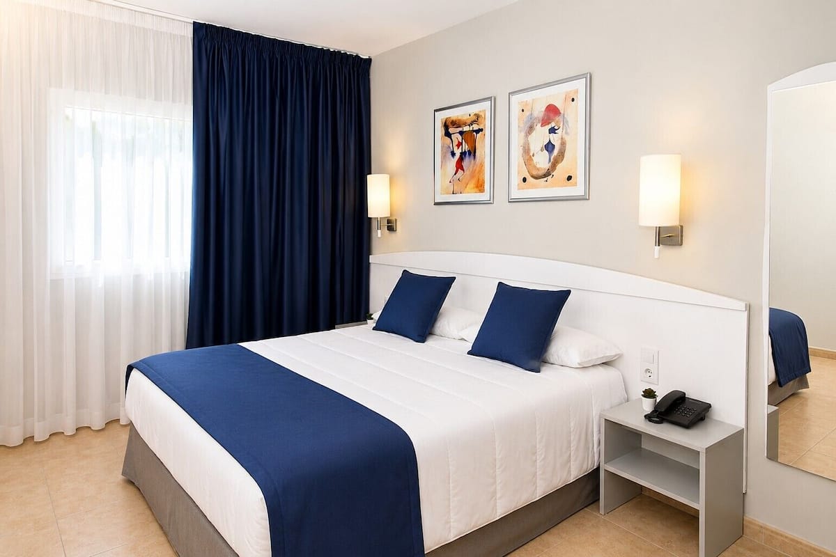 Insonorización, wifi gratis y ropa de cama