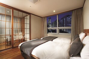 Suite (Coatel) | Premium bedding, individually furnished, desk, blackout drapes - Coatel Chèreville (Seoul)