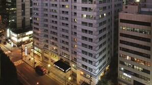 Exterior detail - Coatel Chèreville (Seoul)