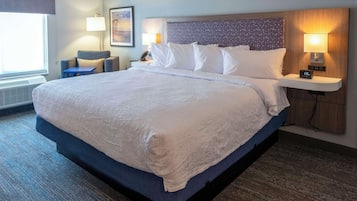 遮光窗簾/窗簾、熨斗/熨衫板、免費 Wi-Fi、床單