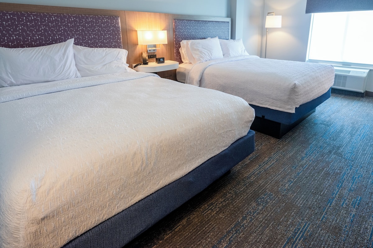 Blackout drapes, iron/ironing board, free WiFi, bed sheets