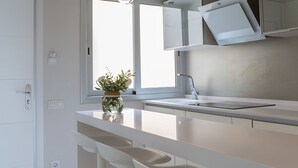 Unclassified image, 4 of 85, button - Apartamentos Turisticos Madanis (L'Hospitalet de Llobregat)
