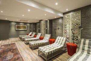 Body treatments, aromatherapy, facials, massage/treatment rooms